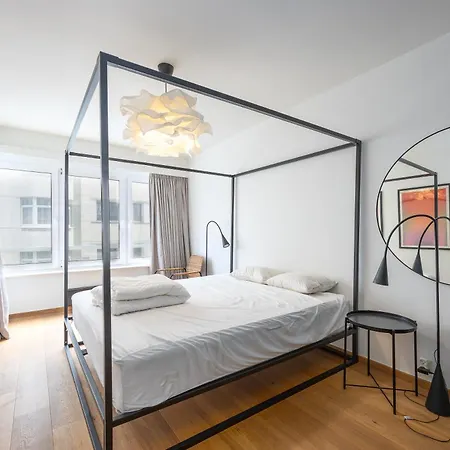 Dreaming Apartment